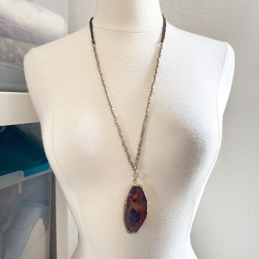 Boho‎ Natural Agate Slice Pendant Necklace Adjustable Brown Suede Gold Beaded